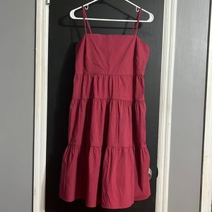 GAP Adjustable Spaghetti Strap Tiered Sundress Size: 8